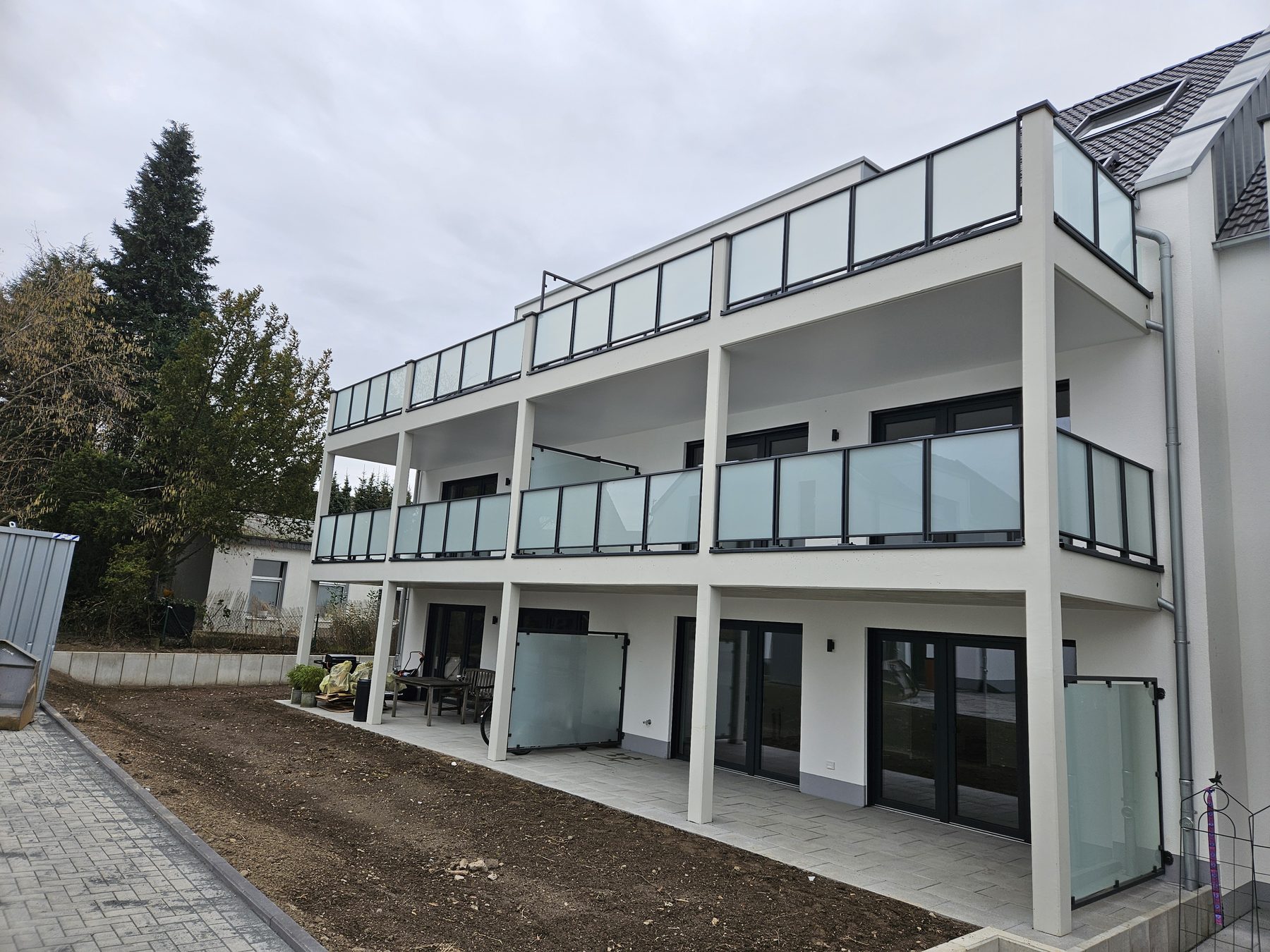 Balkone mehrgeschossig – Metallbau Stienen GmbH