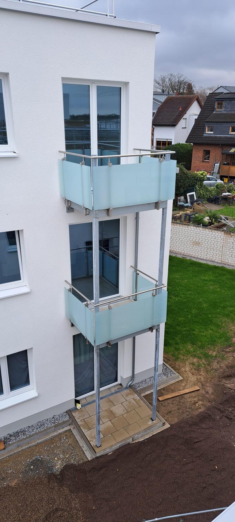 Glasvordächer – Metallbau Stienen GmbH